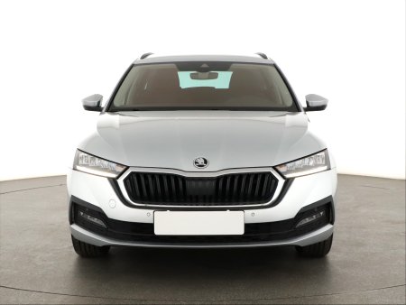 Škoda Octavia, 2022 - pohled č. 2