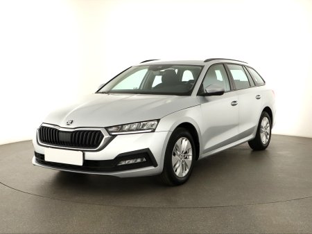 Škoda Octavia, 2021 - pohled č. 3