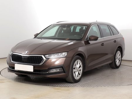 Škoda Octavia, 2021 - pohled č. 3