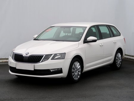 Škoda Octavia, 2017 - pohled č. 3