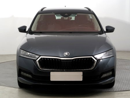 Škoda Octavia, 2021 - pohled č. 2