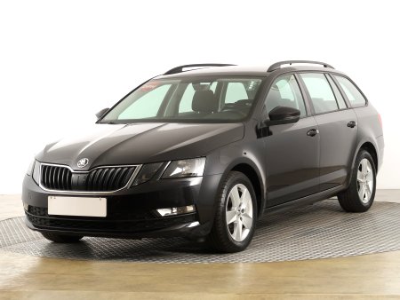 Škoda Octavia, 2019 - pohled č. 3