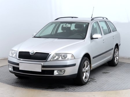 Škoda Octavia, 2007 - pohled č. 3