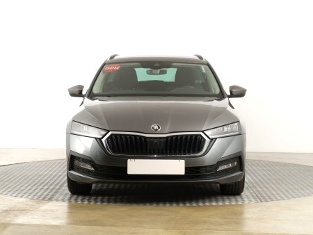 Škoda Octavia, 2023 - pohled č. 2