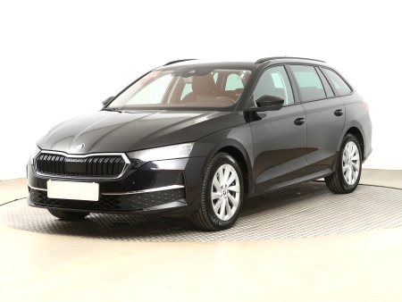 Škoda Octavia, 2024 - pohled č. 3