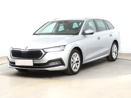 Škoda Octavia, 2021 - pohled č. 3