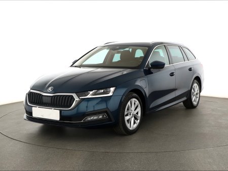 Škoda Octavia, 2022 - pohled č. 3