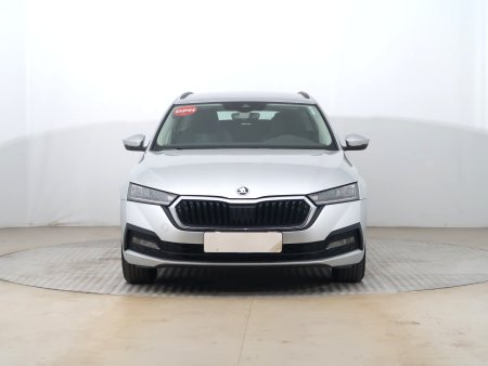 Škoda Octavia, 2021 - pohled č. 2