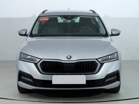 Škoda Octavia, 2021 - pohled č. 2