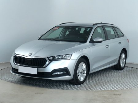 Škoda Octavia, 2021 - pohled č. 3