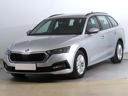 Škoda Octavia, 2021 - pohled č. 3