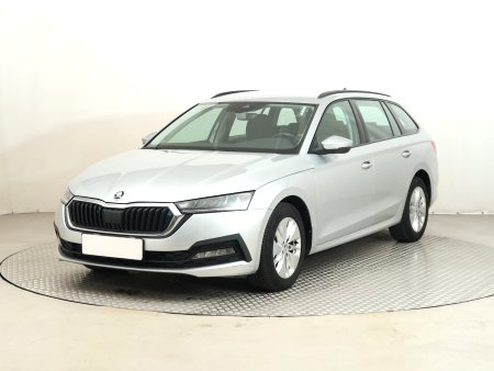 Škoda Octavia, 2021 - pohled č. 3