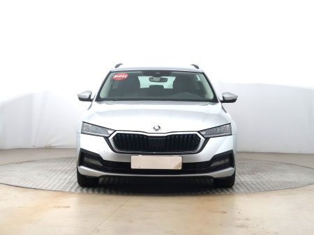 Škoda Octavia, 2021 - pohled č. 2