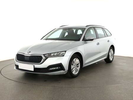 Škoda Octavia, 2021 - pohled č. 3