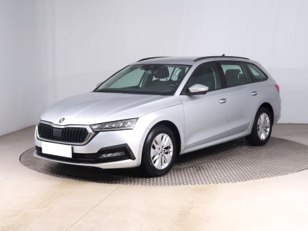 Škoda Octavia, 2021 - pohled č. 3