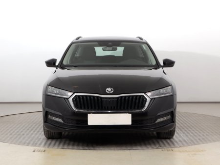 Škoda Octavia, 2021 - pohled č. 2