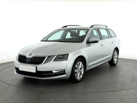 Škoda Octavia, 2018 - pohled č. 3