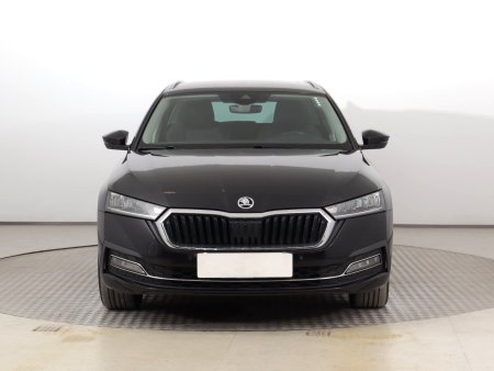 Škoda Octavia, 2022 - pohled č. 2