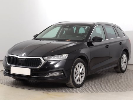 Škoda Octavia, 2022 - pohled č. 3