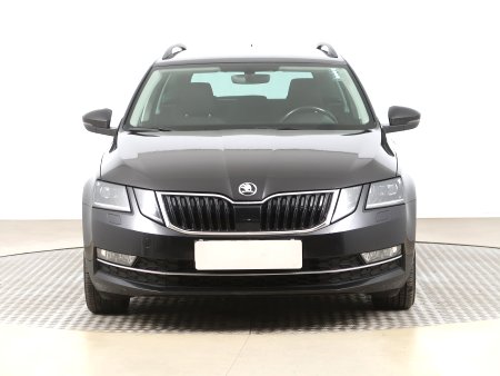 Škoda Octavia, 2018 - pohled č. 2