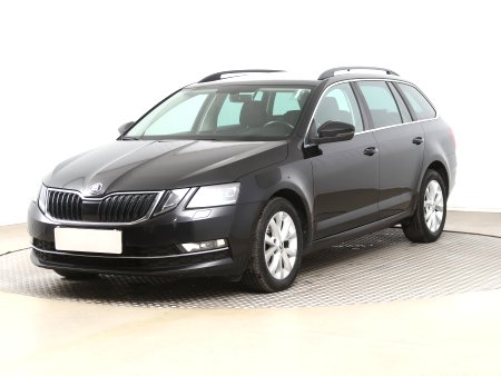 Škoda Octavia, 2018 - pohled č. 3