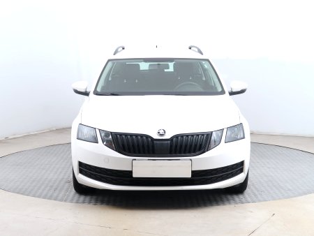 Škoda Octavia, 2019 - pohled č. 2