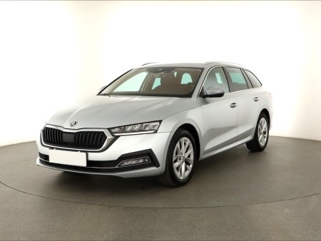 Škoda Octavia, 2022 - pohled č. 3
