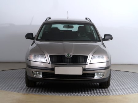 Škoda Octavia, 2012 - pohled č. 2