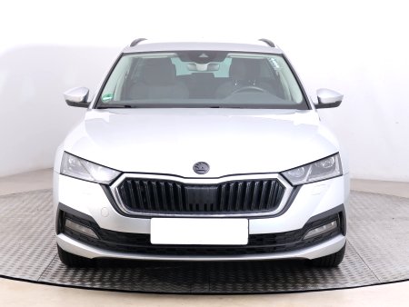 Škoda Octavia, 2021 - pohled č. 2