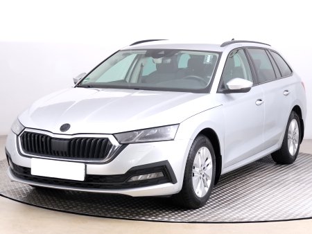 Škoda Octavia, 2021 - pohled č. 3