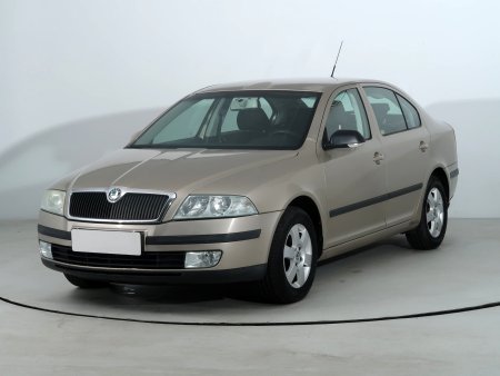 Škoda Octavia, 2004 - pohled č. 3