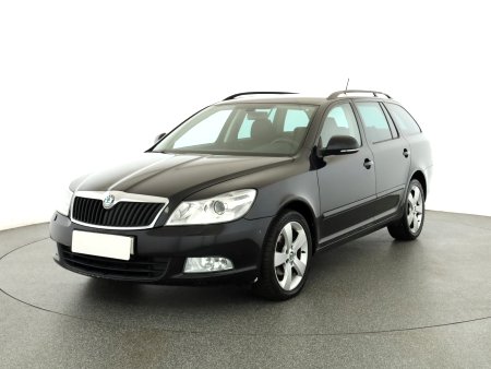 Škoda Octavia, 2012 - pohled č. 3