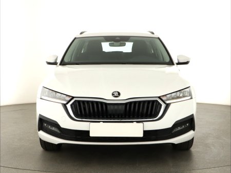Škoda Octavia, 2022 - pohled č. 2