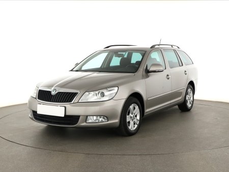 Škoda Octavia, 2012 - pohled č. 3