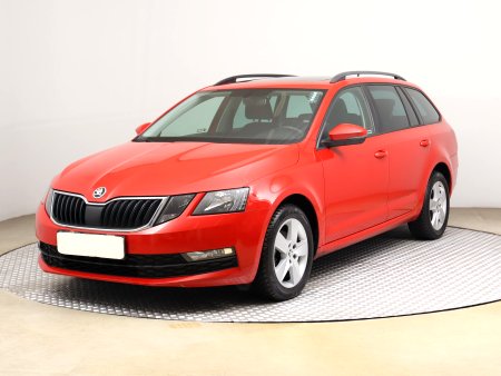 Škoda Octavia, 2019 - pohled č. 3