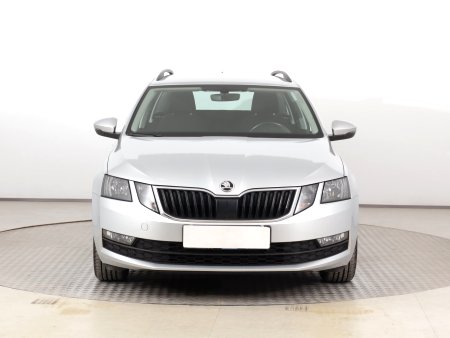 Škoda Octavia, 2020 - pohled č. 2