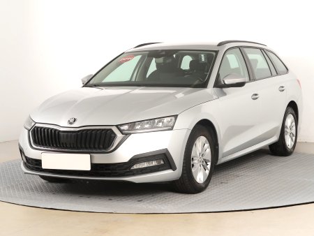 Škoda Octavia, 2021 - pohled č. 3