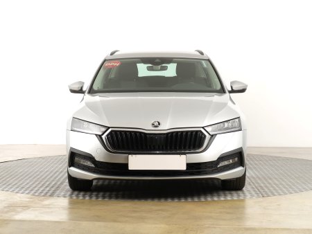 Škoda Octavia, 2021 - pohled č. 2