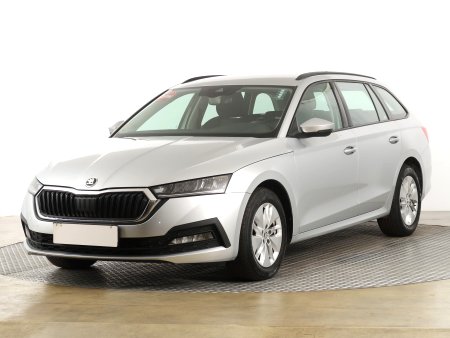 Škoda Octavia, 2021 - pohled č. 3
