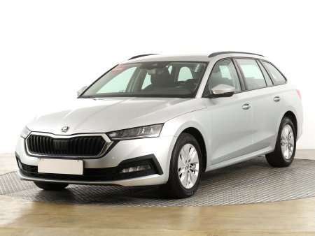 Škoda Octavia, 2021 - pohled č. 3