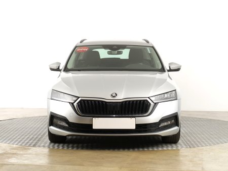 Škoda Octavia, 2021 - pohled č. 2
