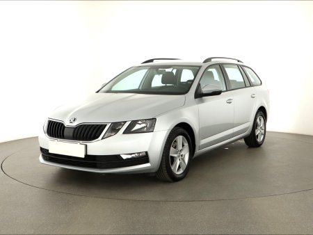 Škoda Octavia, 2018 - pohled č. 3