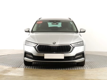 Škoda Octavia, 2022 - pohled č. 2