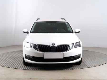 Škoda Octavia, 2018 - pohled č. 2