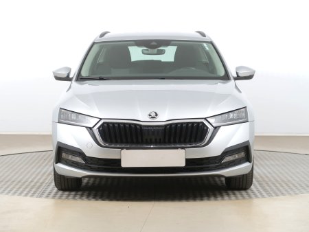 Škoda Octavia, 2022 - pohled č. 2
