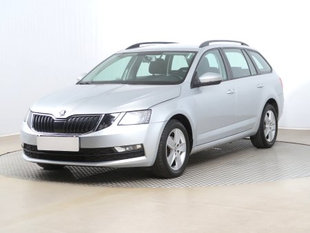 Škoda Octavia, 2018 - pohled č. 3