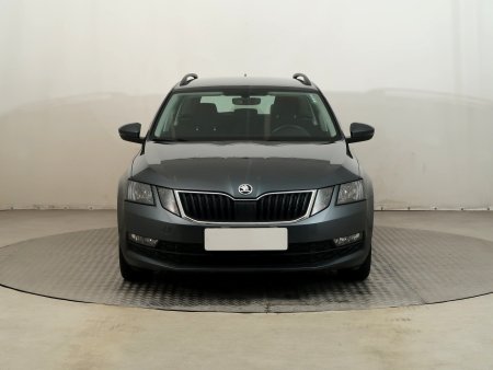 Škoda Octavia, 2019 - pohled č. 2