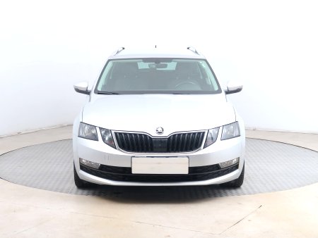 Škoda Octavia, 2019 - pohled č. 2