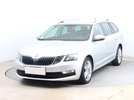 Škoda Octavia, 2019 - pohled č. 3