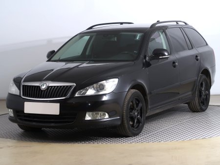 Škoda Octavia, 2012 - pohled č. 3